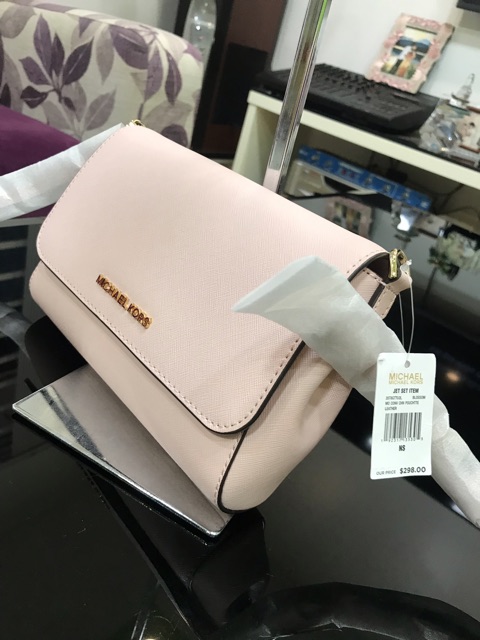 Set Michael Kors màu hồng nude