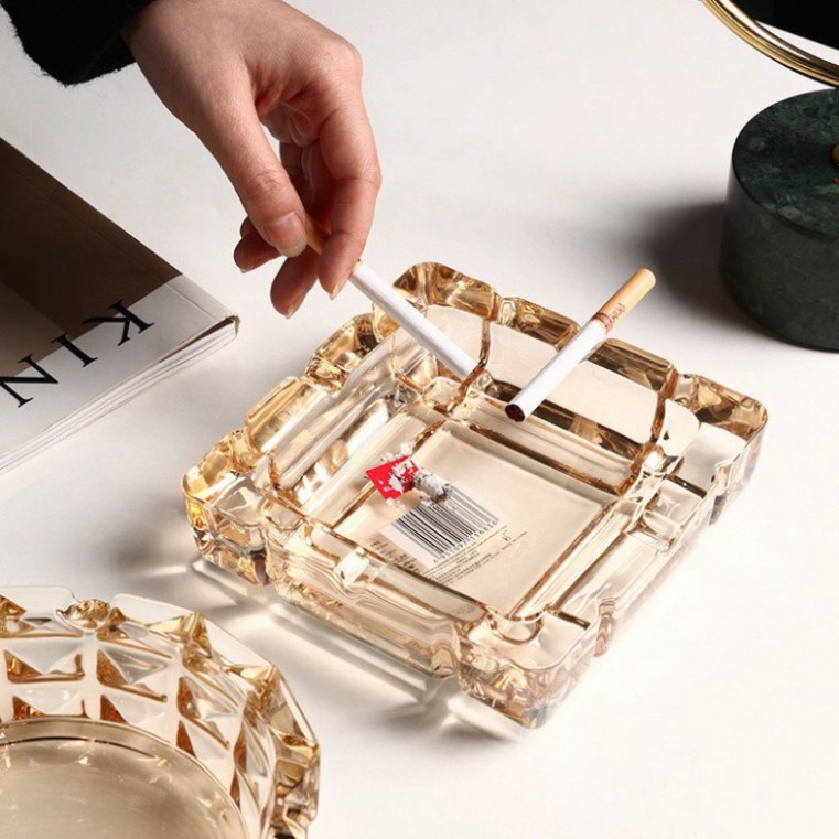 Gạt tàn xì gà, thuốc lá