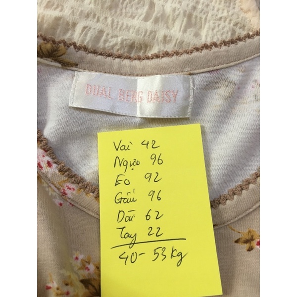 Áo thun Dual Berge Daisy- Nhật vải cotton in hoa hồng dáng xuông dài cổ tròn tay ngắn si tuyển