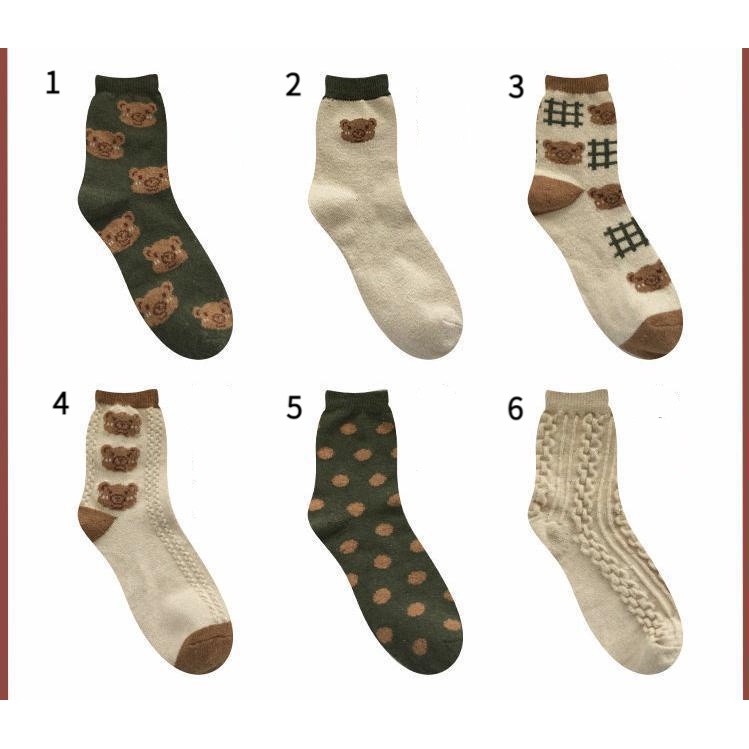 Đôi Vớ Ren In Hình Chú Gấu Dễ Thương Cho Nữ
