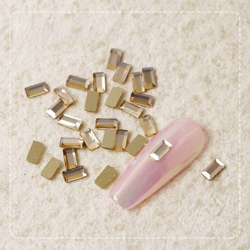 Bộ 30 Phụ Kiện Trang Trí Móng Tay 3D DIY Xinh Xắn