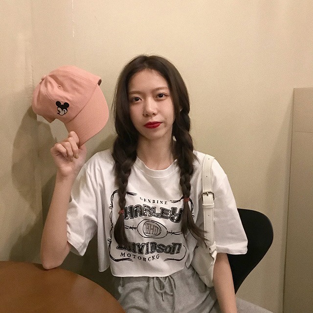 Áo Thun Ngắn Tay Dáng Rộng In Họa Tiết Xinh Xắn Dành Cho Nữ