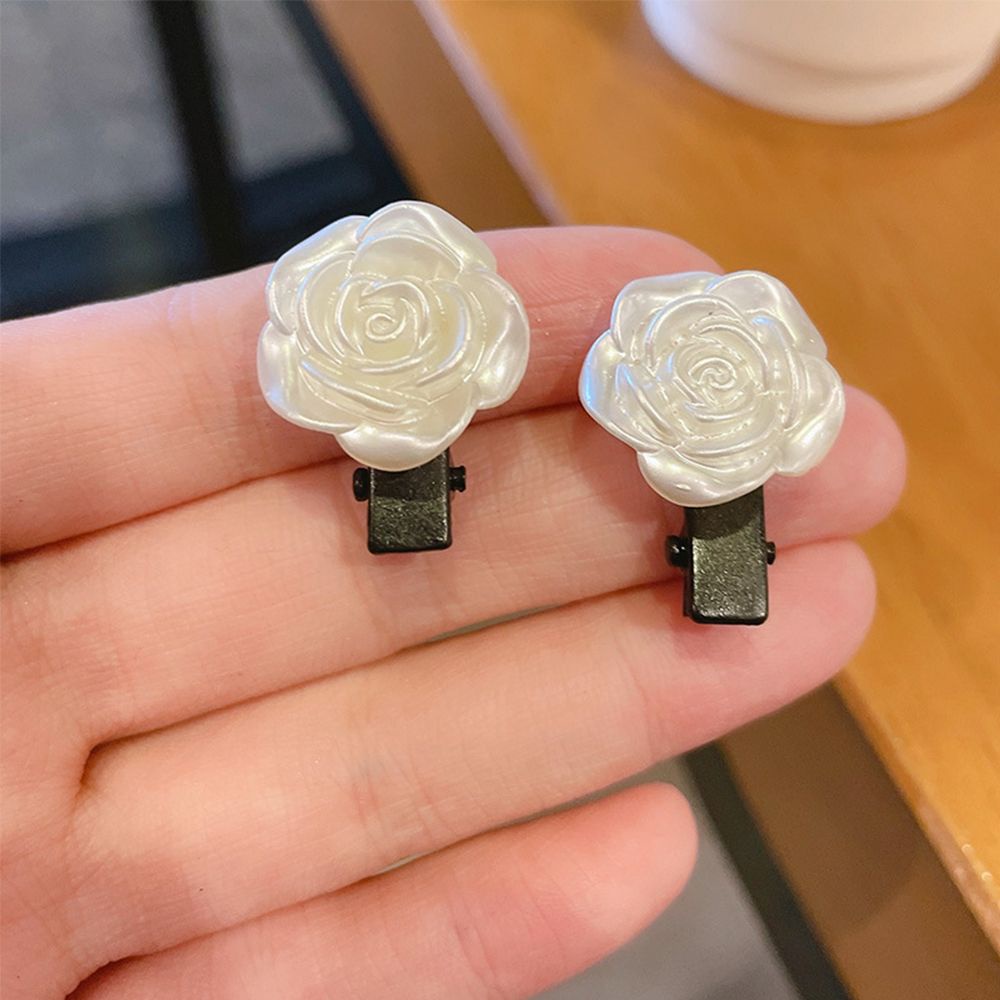 Kẹp tóc hình hoa trà màu trắng sữa thời trang thanh lịch cho nữ