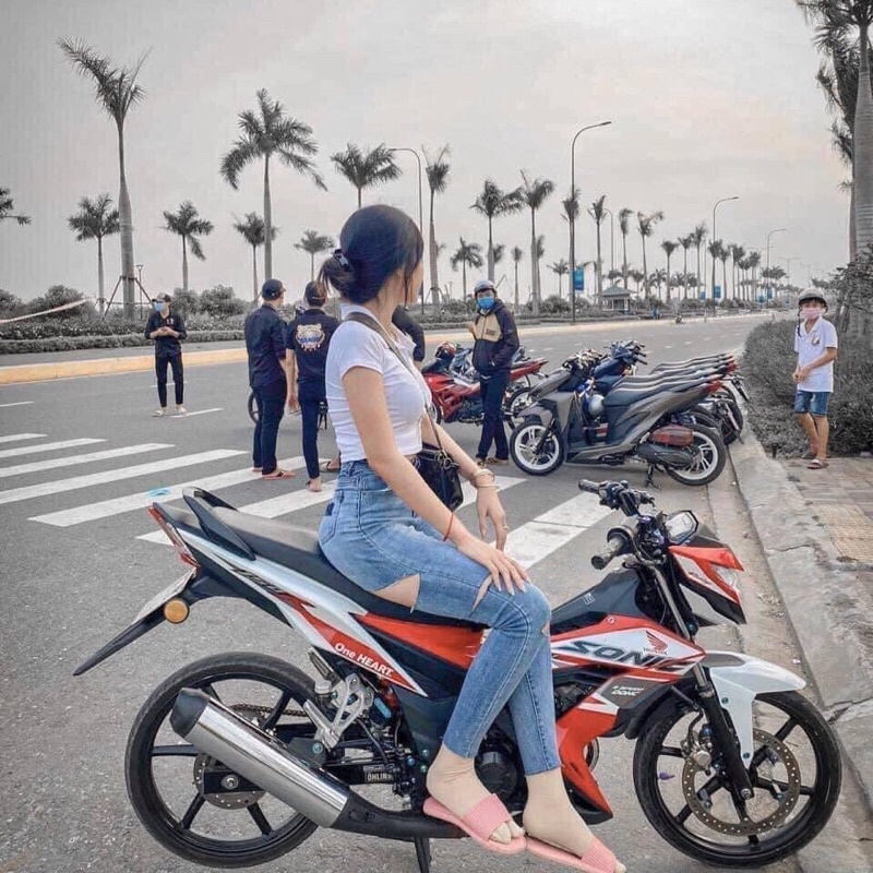 Quần Dài Jeans Nữ Rách bigsize Siêu Ngầu - Co Giãn Mạnh - Lưng Siêu Cao
