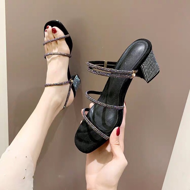 Sandal đính đá mẫu mới giá rẻ nhất 2019