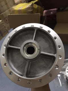 Đùm sau Wave S110/Rsx/Wave Blade zin
