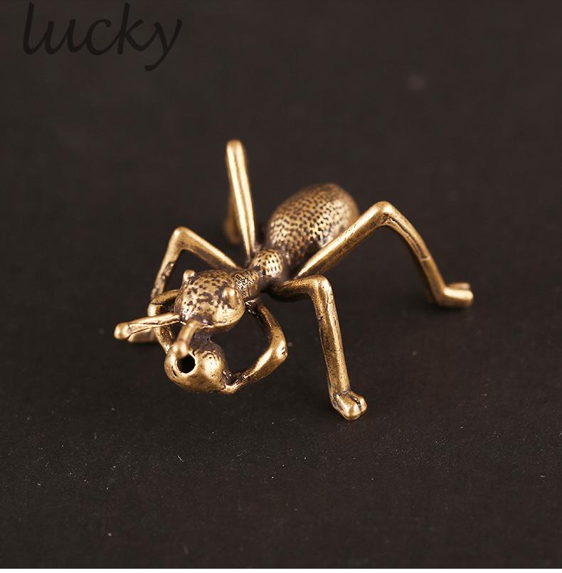 Tượng Trang Trí Hình Con Kiến Bằng Đồng Thau Độc Đáo