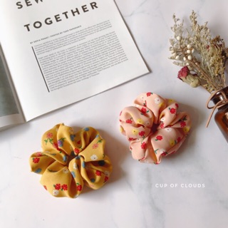 Dây buộc tóc Scrunchies hoa xinh xắn