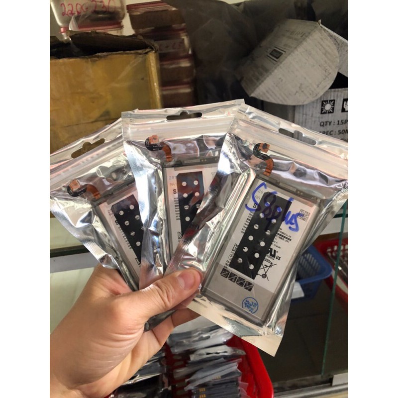 pin galaxy s8 plus