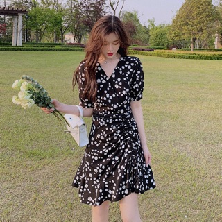 Váy hoa cúc hoạ mi hàng đẹp