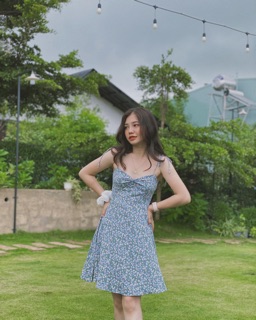 Đầm 2 dây nơ hoa