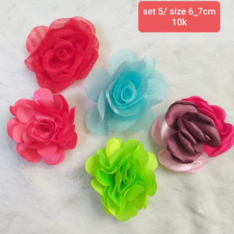 set Hoa trang trí ,size 4 cm dến 9cm.(1 set  )