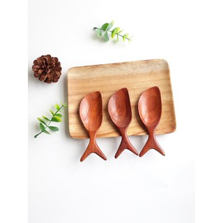 Thìa, muỗng xúc trà, cà phê, xúc hạt, gia vị bằng gỗ trắc đỏ loại nhỏ hình cá đẹp