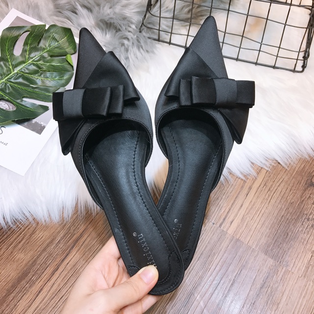 Sục nơ lụa bệt