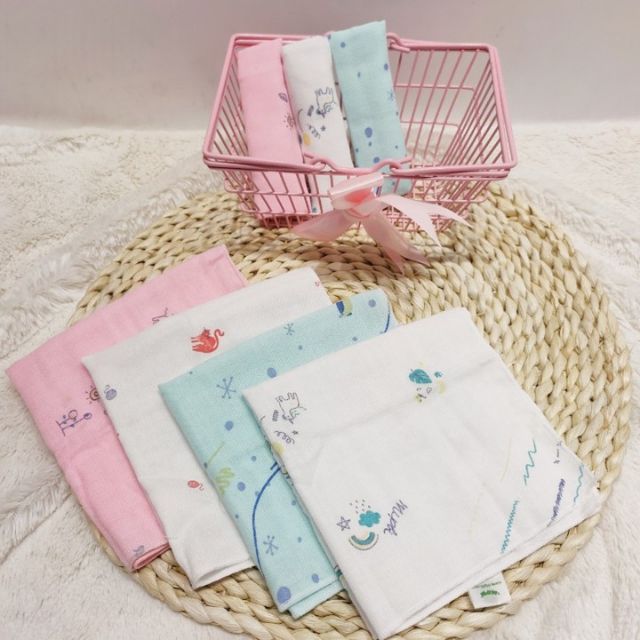 Khăn sữa Mipbi in hình