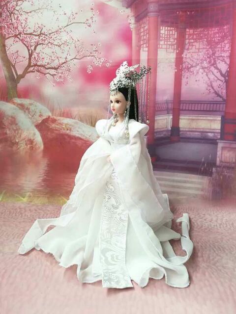 Đồ cổ trang búp bê