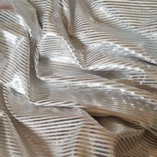 Vải 645k