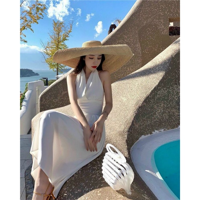 ĐẦM XOÈ maxi TRẮNG CỔ YẾM HỞ LƯNG