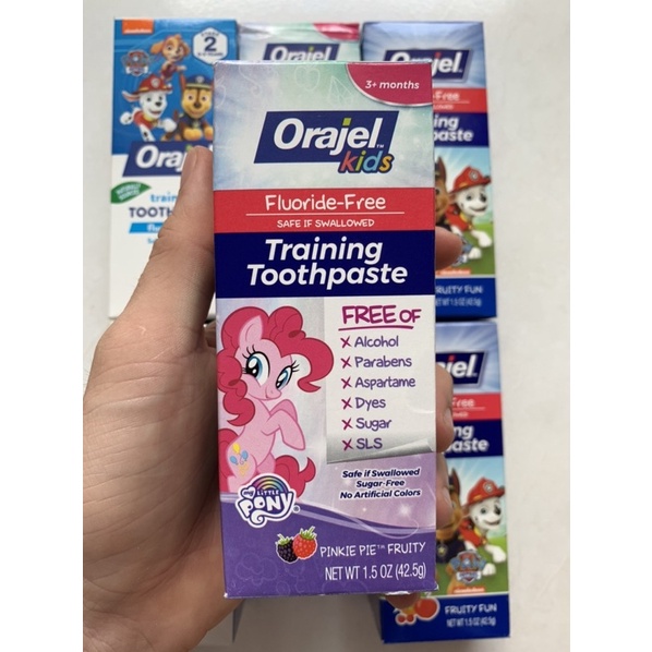 Kem đánh răng Orajel Training Toothpaste nuốt được cho trẻ em 42,5g