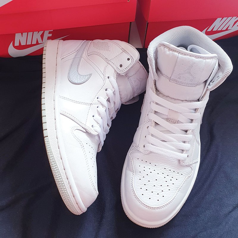 Giày thể thao Air Jordan 1 Retro trắng, real 2hand | BigBuy360 - bigbuy360.vn