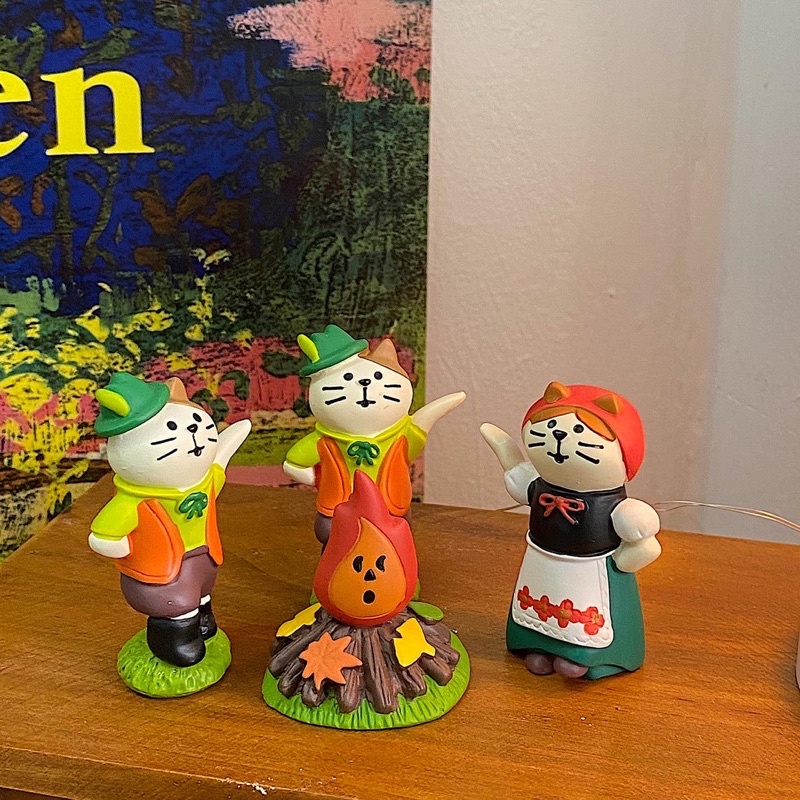 Mô hình mèo chủ đề mùa khoai lang, hạt dẻ