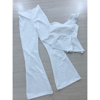 Set áo lệch vai quần ống loe
