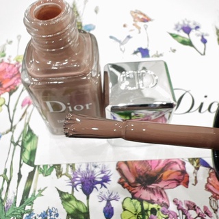 Sơn móng tay cao cấp dior 449