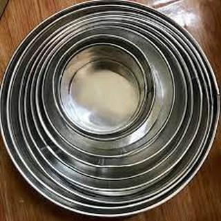 Khuôn tròn đế liền gia công