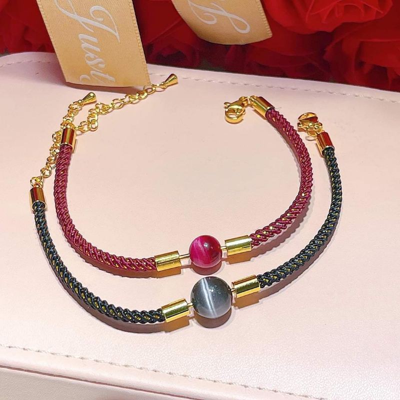 VÒNG TAY XỎ CHARM HẠT ĐÁ LU THỐNG CỰC XINH