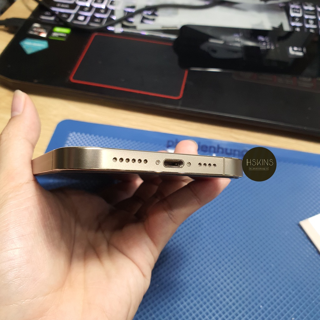 Miếng dán PPF dày cao cấp iPhone 13 / 13 Pro / 13 Pro Max / 13 Mini / 12 Pro Max / 12 Pro / 12 / 12 Mini lưng full viền