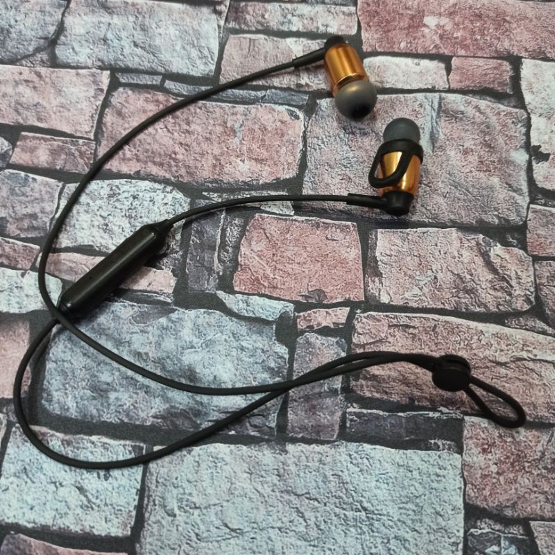 Tai Nghe Bluetooth Glidic WS-5000