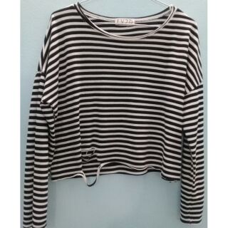 Áo dài tay kẻ ngang croptop Oversize