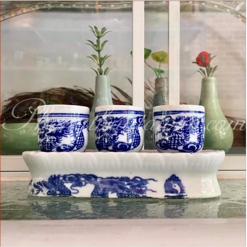 Chum nước bàn thờ sứ khay 3 ly,5 ly kèm đế  - thờ cúng