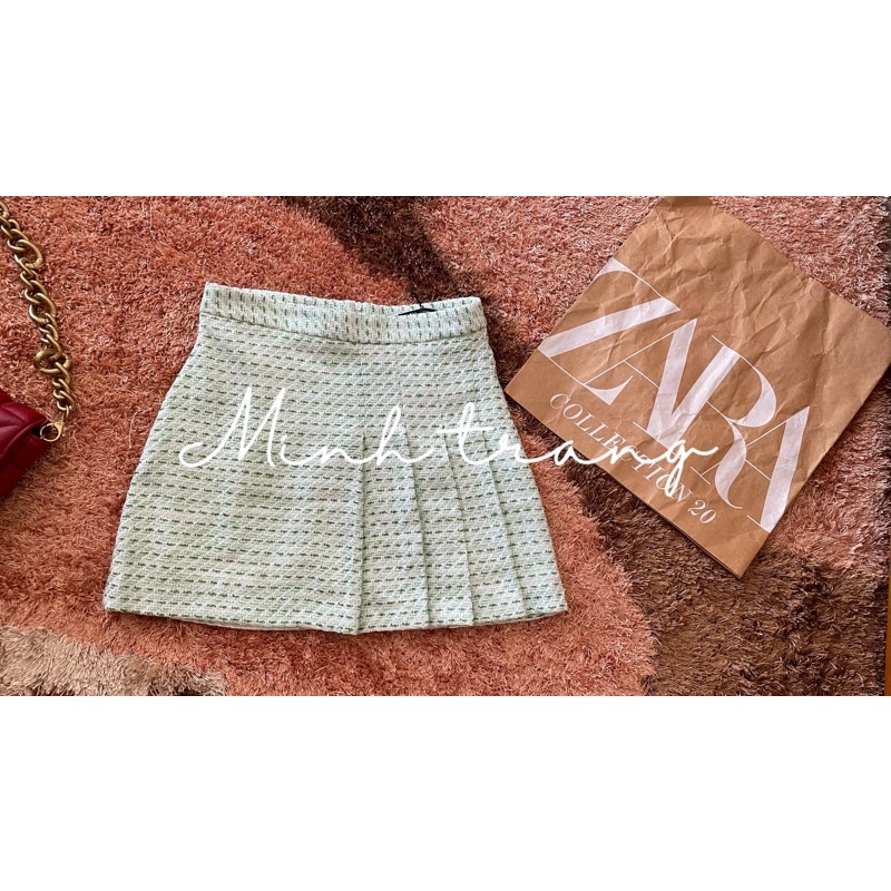 Áo size m, chân váy size s authentic zara