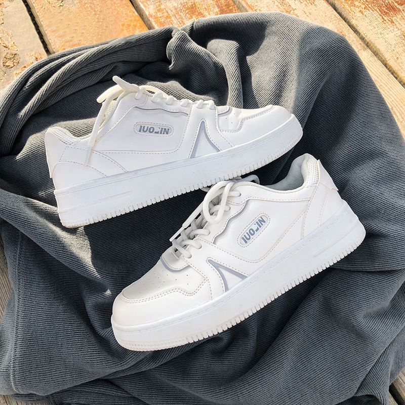 Giày Sneaker Trắng Basic Mang Đi Học