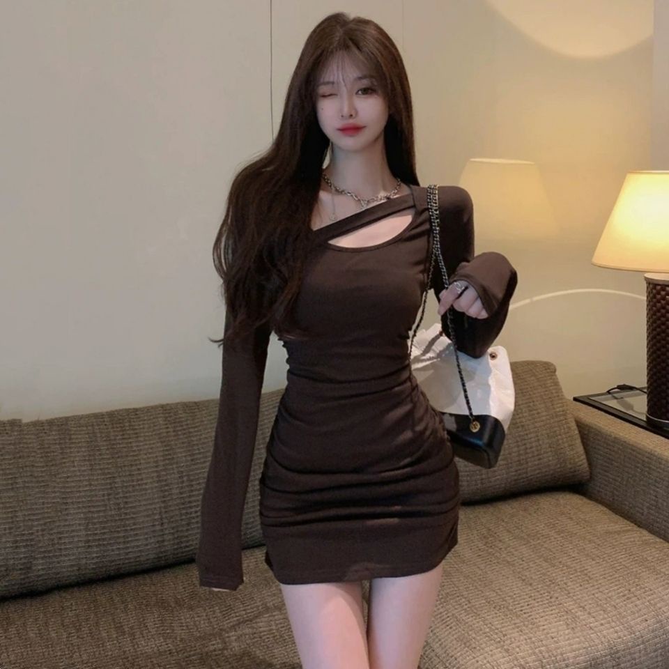 Đầm Dáng Ôm Xếp Ly Phong Cách Thời Trang Mùa Thu Mới 2022