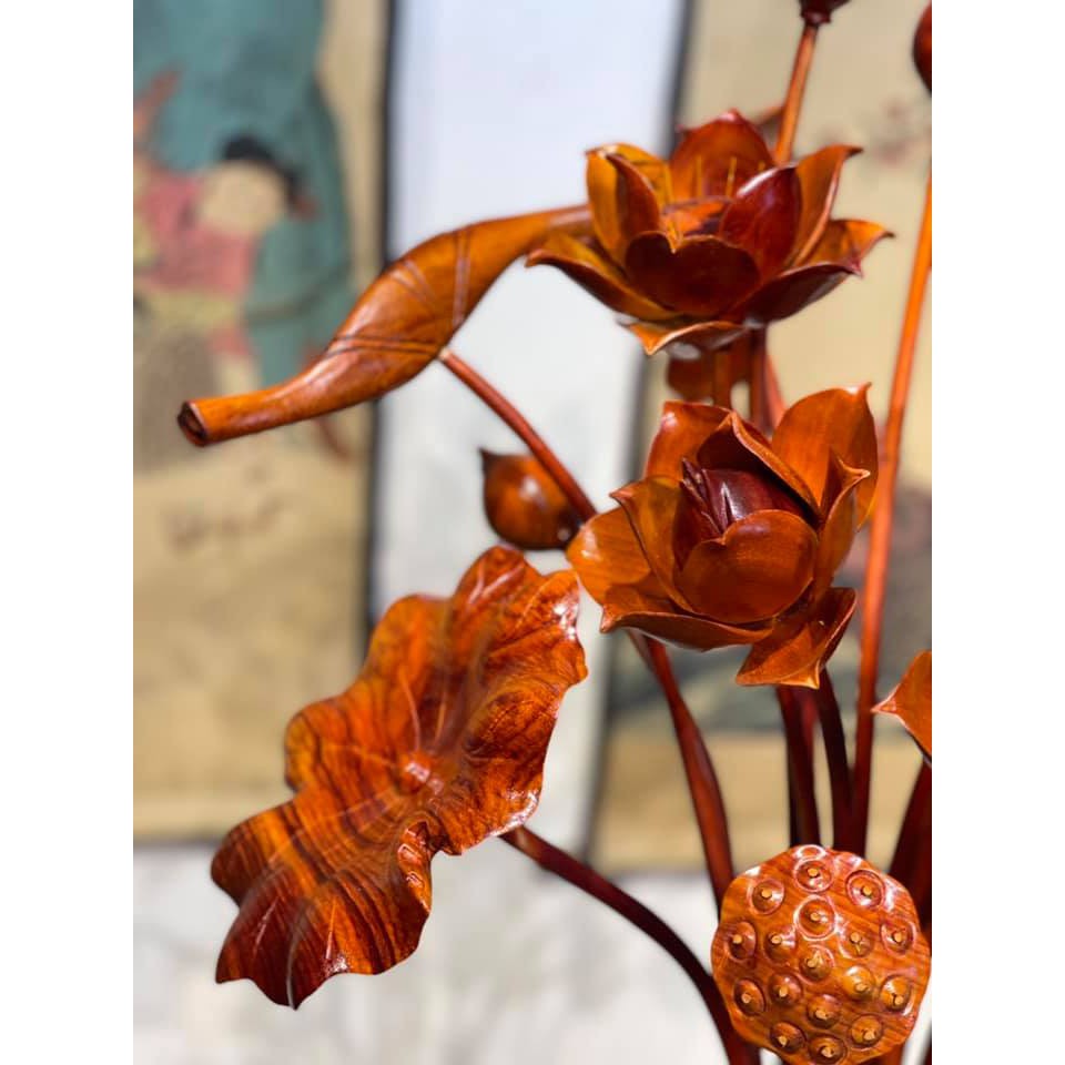 Bình hoa sen gỗ hương