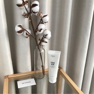 Sữa rửa mặt làm dịu da Nacific Fresh Herb Origin Calendula Cleansing Foam 150ml