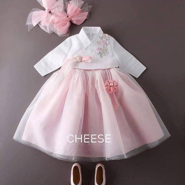 Bộ Hanbok Hồng Phấn Nhập Từ Hàn Quốc số lượng có hạn. Chất rất đẹp