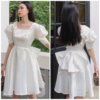 Đầm trắng cổ vuông nơ sau