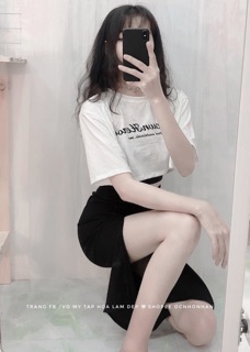 Set áo croptop phối chân váy xẻ tà