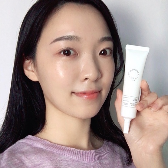 Kem dưỡng mắt và da mặt AHC Pure Rescue Real Eye Cream 30ml