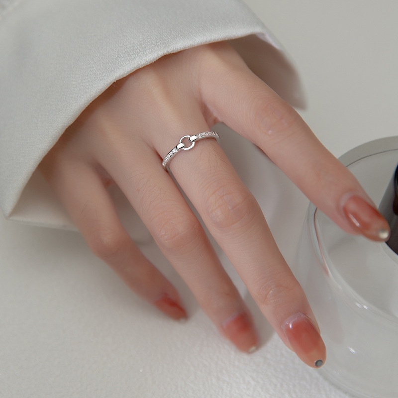 Nhẫn bạc nhẫn nữ bạc s925 vòng tròn Knot đính đá 2 bên Cá Jewelry NB118