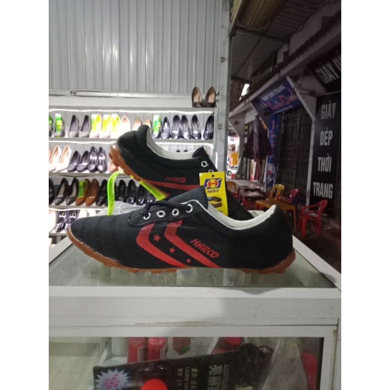 Giày bata, giày đinh