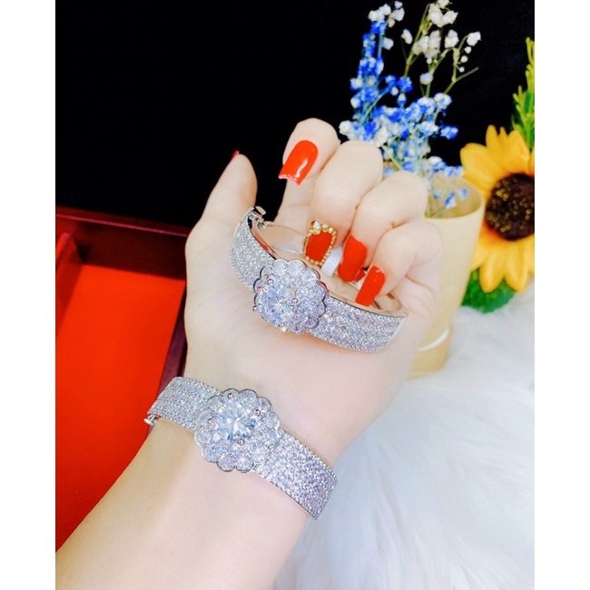 Vòng tay nữ dát bạch kim đính xoàn cao cấp mẫu mới cực đẹp