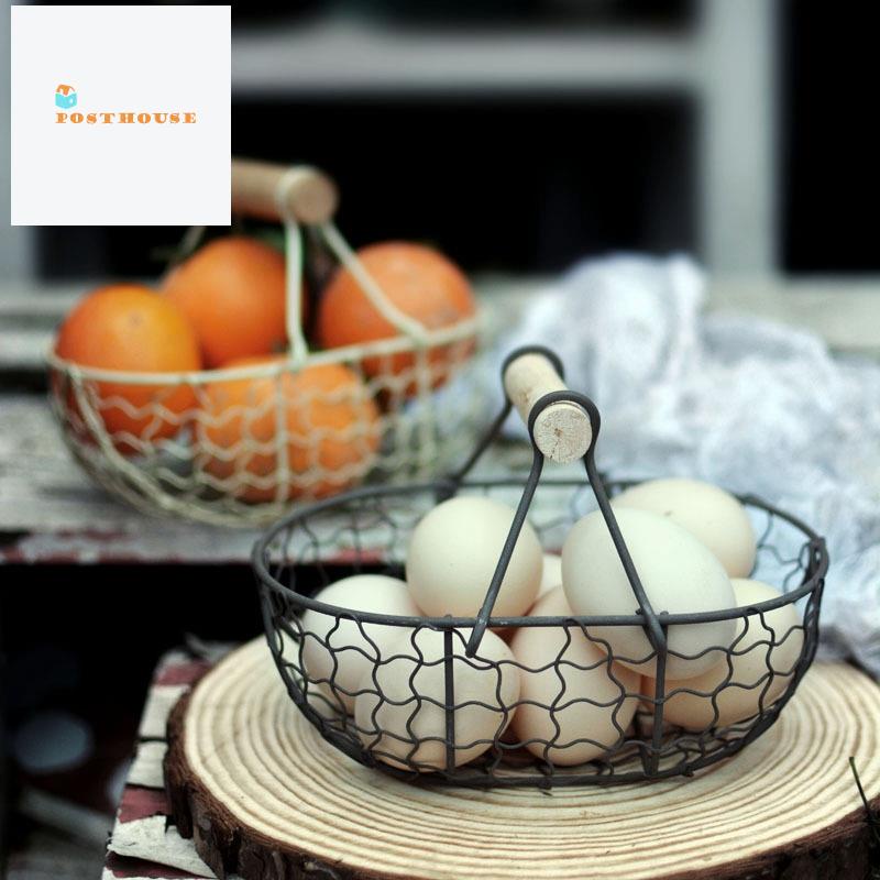Giỏ Đựng Trái Cây / Trứng / Rau Củ Bằng Kim Loại Tay Cầm Gỗ Màu Trắng Phong Cách Cổ Điển Đa Năng Tiện Dụng