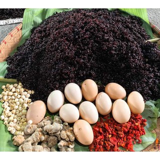 CỐT BA TRĂNG NẾP CẨM TRỨNG GÀ