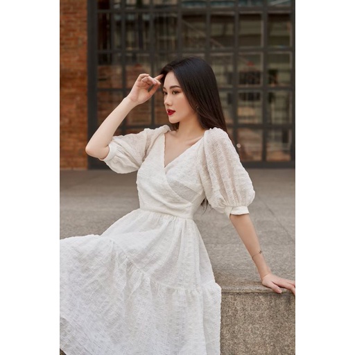 OLV - Đầm Pearl Bush V Neck Dress