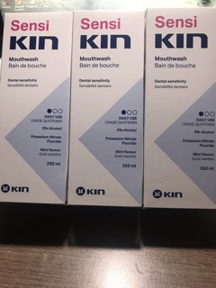 Nước súc miệng SensiKin 250ml