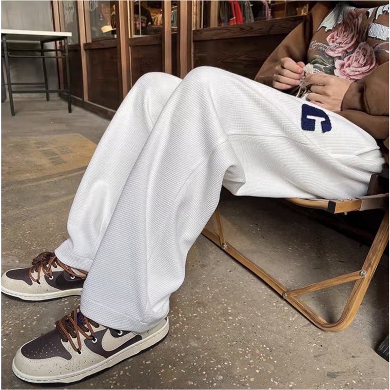 Quần Jogger Thể Thao Nam Nữ Ống Xuông Chữ C Chất Tổ Ong Quần Thể Thao Unisex Dày Dặn Phong Cách Mới